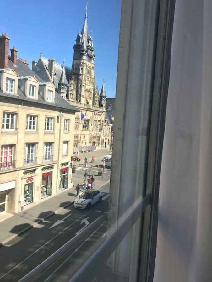 Appartement De Charme En Plein Coeur Du Centre Ville De Compiègne Dış mekan fotoğraf